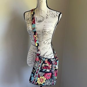 Vera Bradley Happy Snails Crossbody Bag Like New